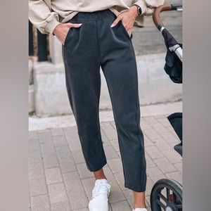 Lululemon With Ease mid rise 7/8 pants sz 12 black